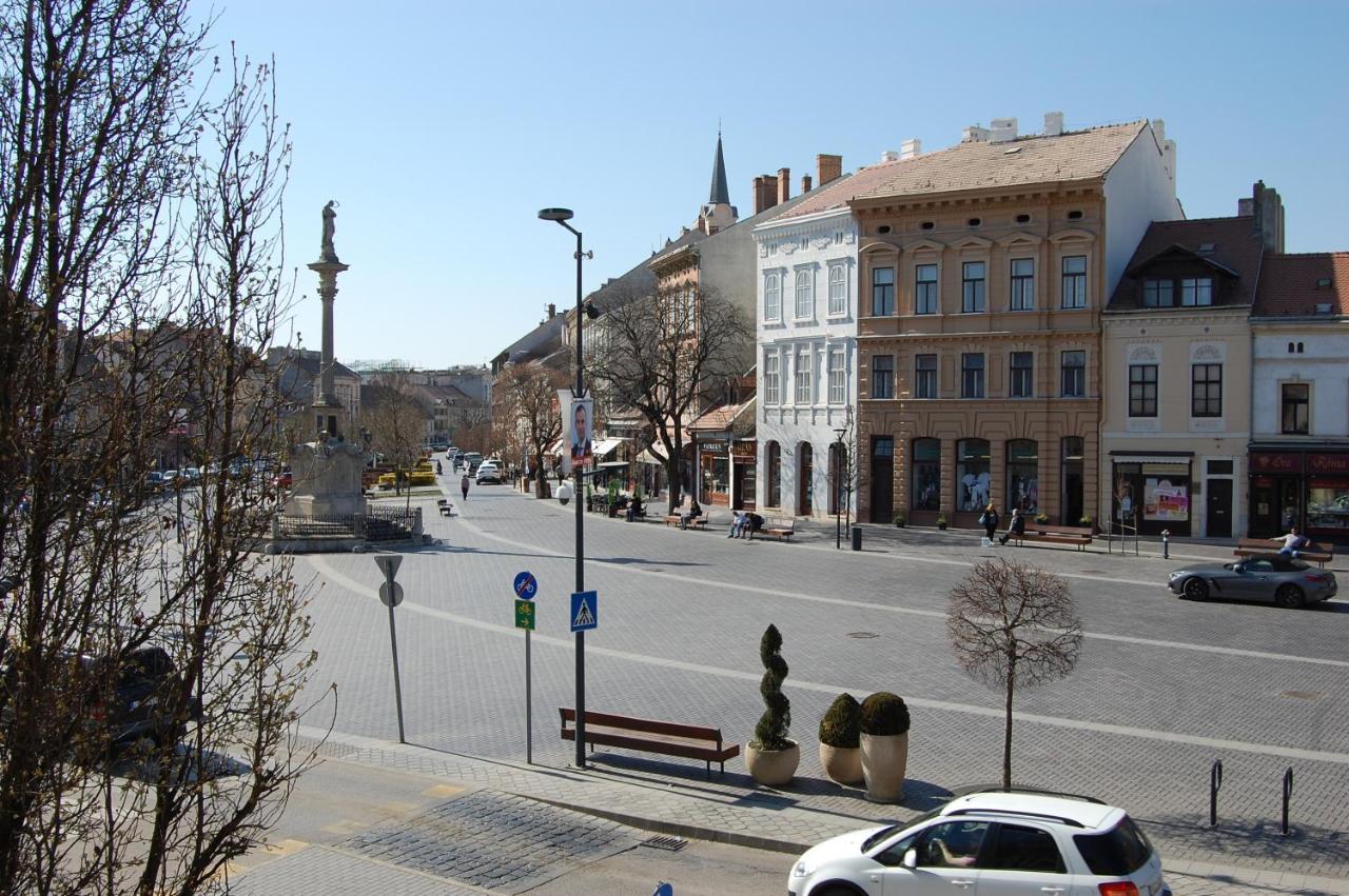 Belvaros Apartmanhaz Σόπρον Εξωτερικό φωτογραφία